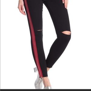 Blank NYC black jeans with red zipper size 26 NEVER WORN